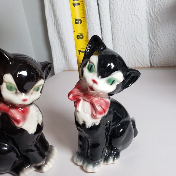 Vintage 50's Ceramic Figaro Cat Statues Figurines Black White Tuxedo Pink Bows - Picture 9 of 10